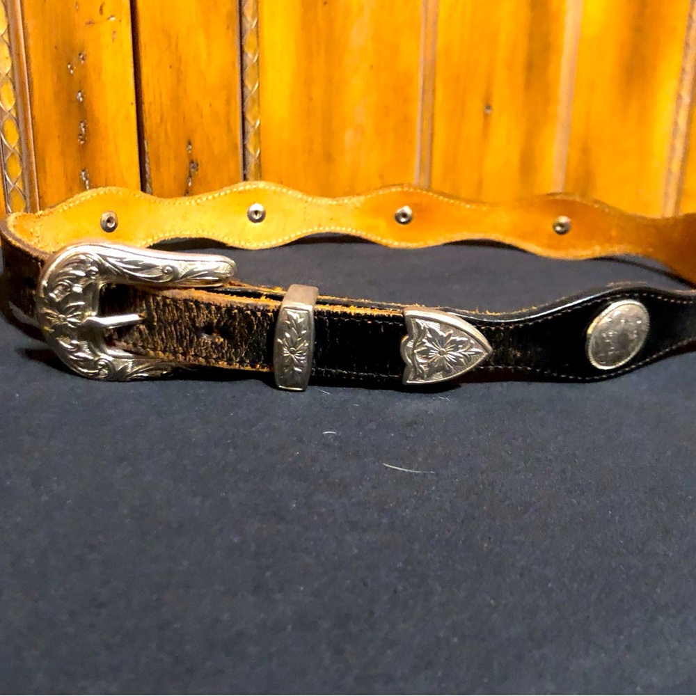 Men’s Full Grain Cowhide Leather Belt, black with silver. Size 32. Vintage.